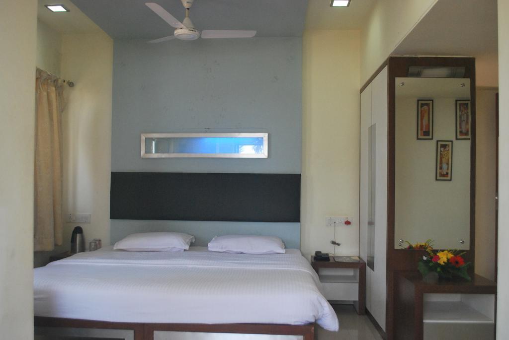 Hotel Sagar Kinara Mālvan Zimmer foto